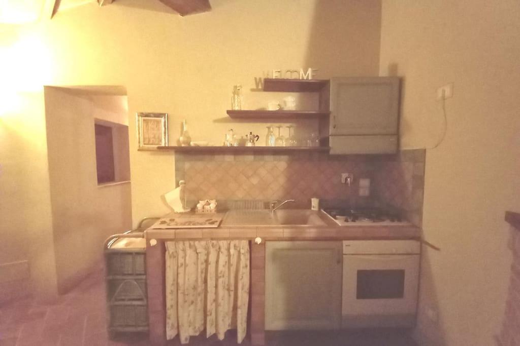 Country House - La Casetta Nel Borgo San Venanzo Eksteriør billede